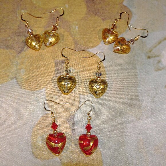 Hand-crafted drop earrings from Czech hearts in four stylish colors - Picture 1 of 12